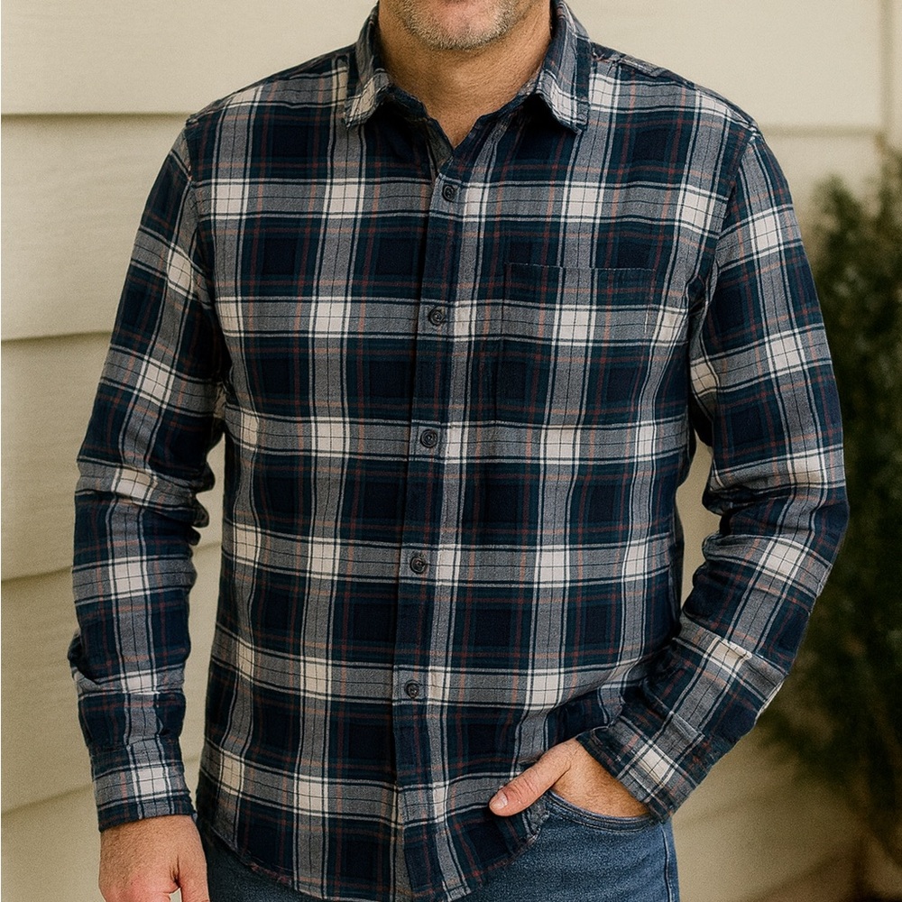 GAP Untucked Plaid Flannel Shirt Men’s L Navy Green Red Soft Casual
